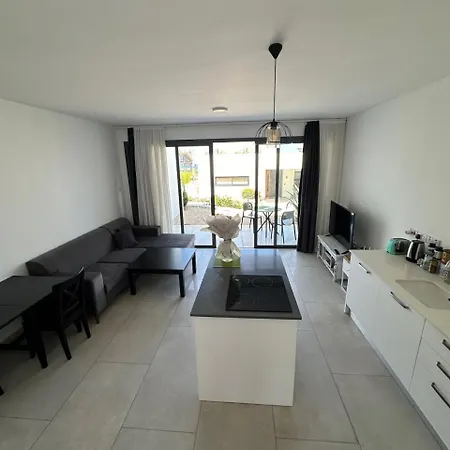 アパート Sunny 1 Bedroom With Private Terrace Kalogrea